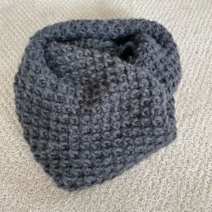 Gray Old Navy Infinity Scarf
